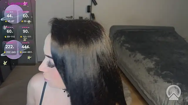 majestic madam online show from 02-18-26, 01:47