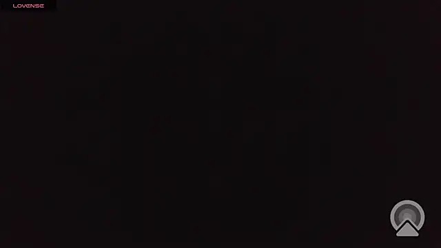 Snapshot of majestic_madam chatting on 06-26-26, 04:18 majestic madam online show from 06-26-26, 04:18