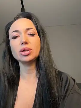 majestic madam online show from 03-28-26, 11:22