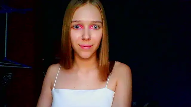 Snapshot of mari_martin chatting on 11-07-25, 11:59 mari martin online show from 11-07-25, 11:59