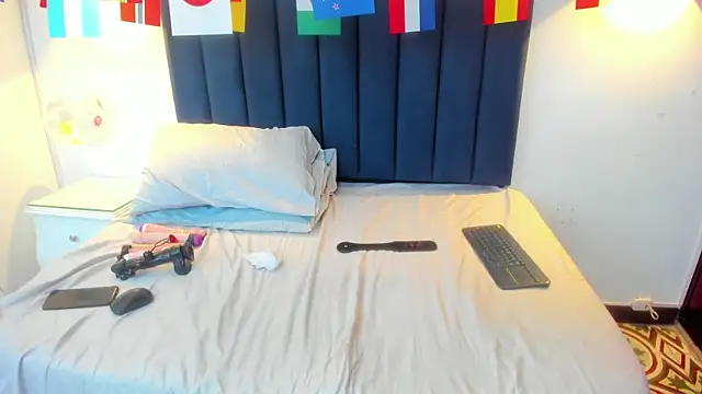 Angyrios online show from 06-14-26, 04:08