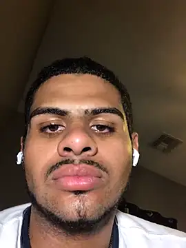 jessieleyyyviii online show from 02-28-26, 04:23