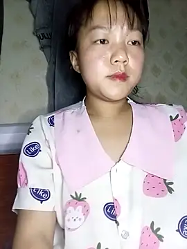 Quynhsumon online show from 03-26-26, 03:32