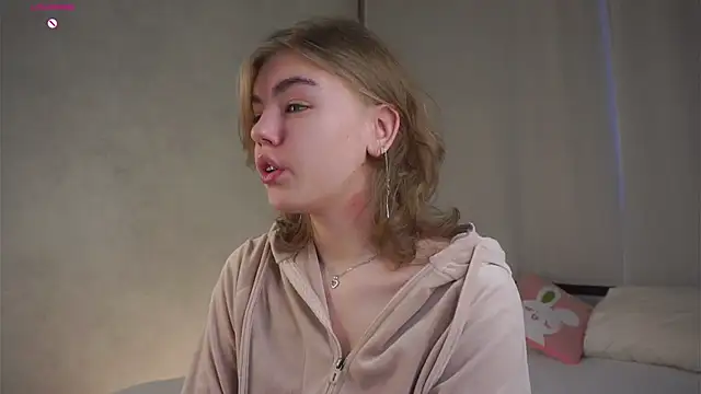 MelodyBaur online show from 04-12-26, 12:30