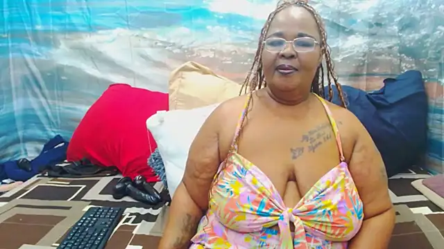 MatureMilfxxx online show from 06-08-26, 05:08