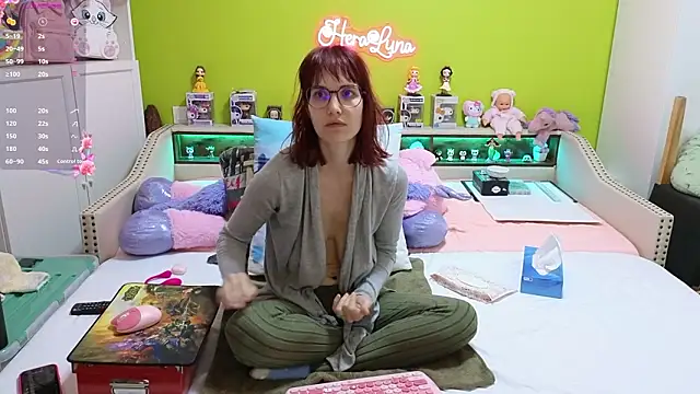  HeraLuna  online show from 03-13-26, 10:04