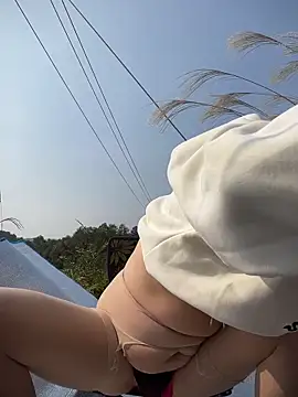 Maomilove1 online show from 12-04-25, 05:06