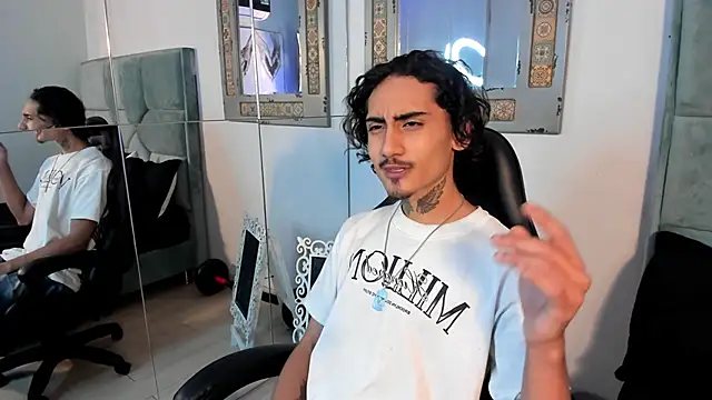 Mr Strike online show from 10-28-25, 02:23