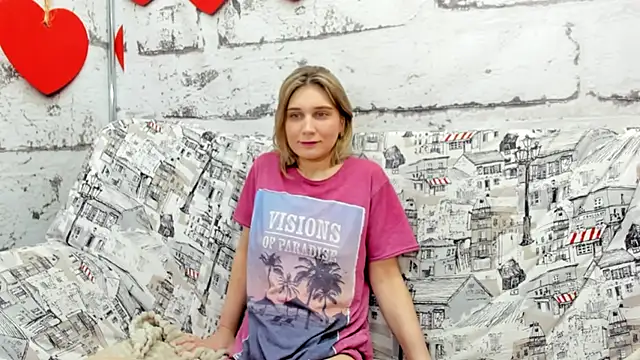 Tenderly Sophie online show from 03-10-26, 02:37