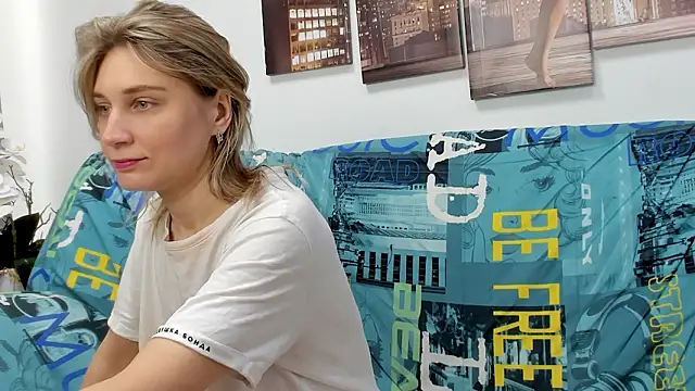 Tenderly Sophie online show from 02-28-26, 01:16