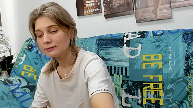 Tenderly Sophie online show from 03-01-26, 01:27