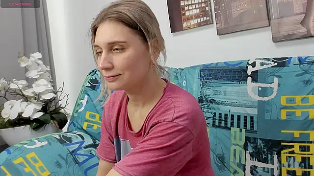 Tenderly Sophie online show from 01-18-26, 01:20