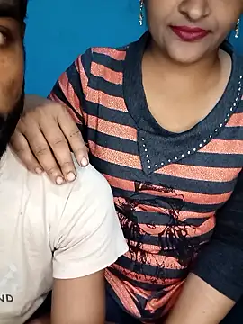 CoupleShow 432 online show from 11-16-25, 01:16