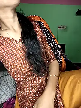 CoupleShow 432 online show from 02-14-26, 02:06