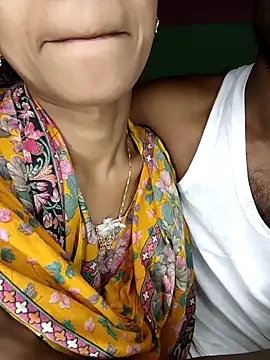 CoupleShow 432 online show from 03-17-26, 05:05