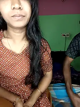 CoupleShow 432 online show from 02-16-26, 09:08