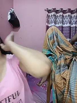 CoupleShow 432 online show from 05-14-26, 11:13