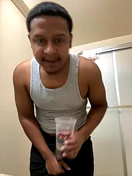 maddfreak0 online show from 11-18-25, 08:34