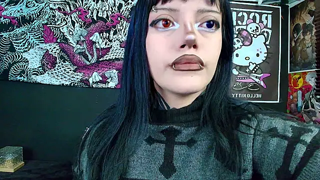 GothGaby online show from 11-22-25, 03:05