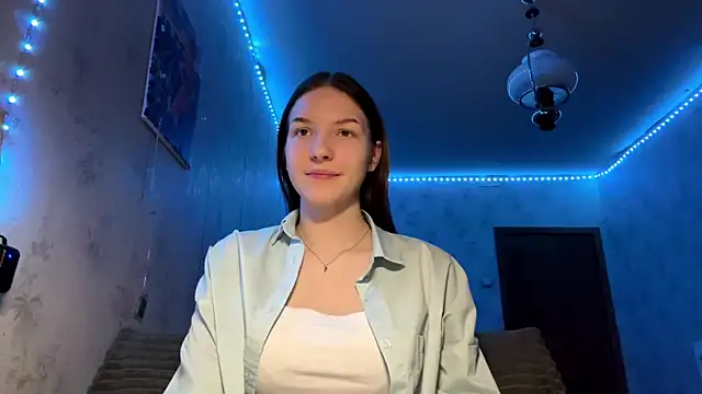 Beauty miIa online show from 11-14-25, 04:43