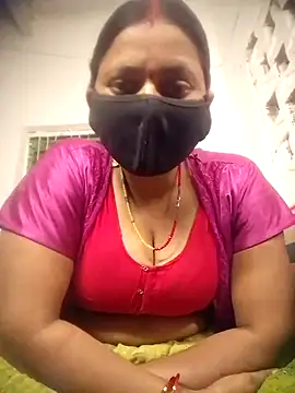 QRESABABY online show from 10-31-25, 01:13