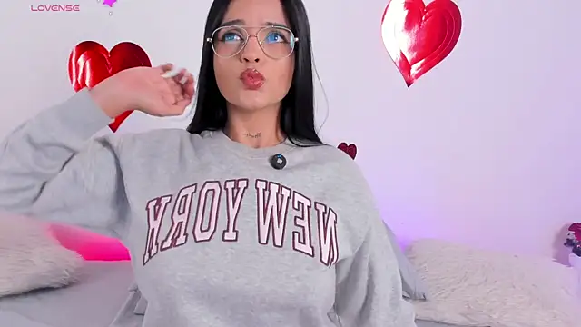 Sophie Duarte online show from 02-13-26, 03:17