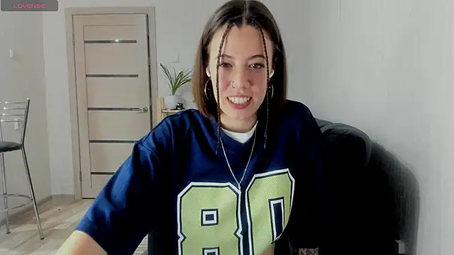 twinkle rosie online show from 10-30-25, 08:06