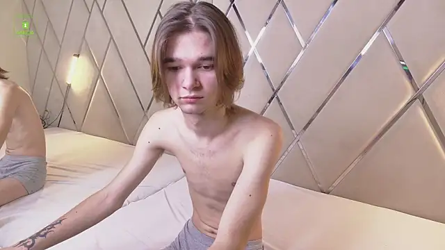 DavidLeatherhofff online show from 02-09-26, 04:32