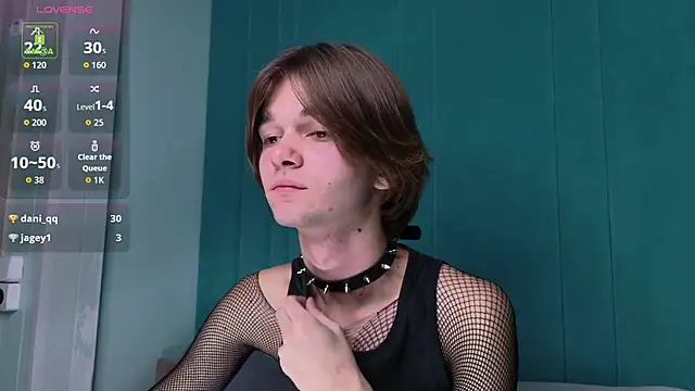 Snapshot of DavidLeatherhofff chatting on 10-27-25, 11:27 DavidLeatherhofff online show from 10-27-25, 11:27