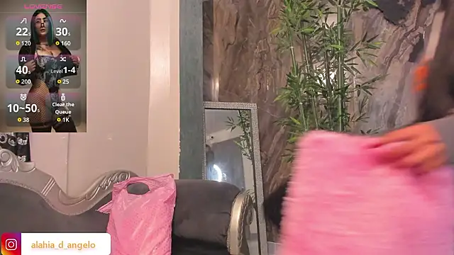 sydney miller  online show from 02-06-26, 11:12