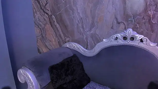 sydney miller  online show from 11-28-25, 11:27