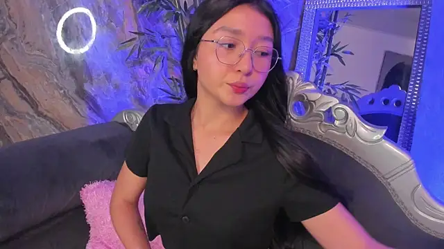 sydney miller  online show from 04-06-26, 11:28