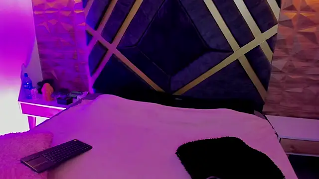 sydney miller  online show from 04-14-26, 11:32