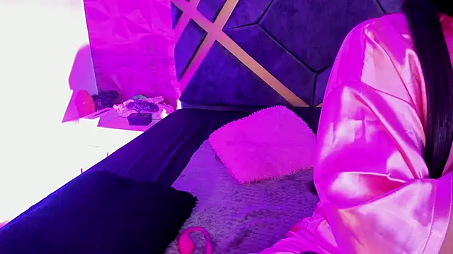 sydney miller  online show from 02-17-26, 11:57