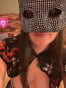  isadora online show from 12-13-25, 08:04