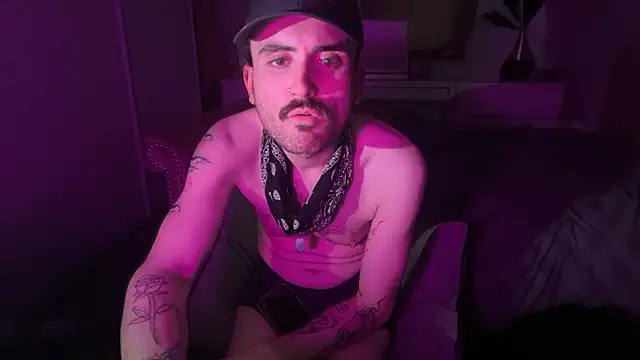 Gander At Xander online show from 10-30-25, 01:42