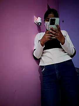 Student 12th online show from 10-22-25, 04:50