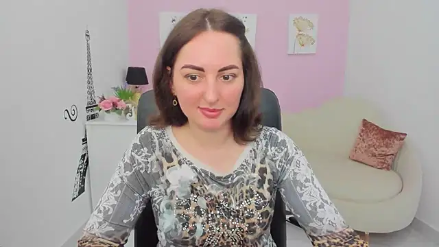Snapshot of NoraSimons chatting on 05-14-26, 12:46 NoraSimons online show from 05-14-26, 12:46