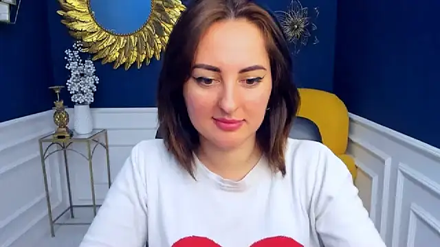 NoraSimons online show from 04-08-26, 08:16