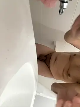 Snapshot of Gduende7 chatting on 10-21-25, 10:09 Gduende7 online show from 10-21-25, 10:09