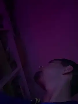 Snapshot of Gduende7 chatting on 03-12-26, 11:31 Gduende7 online show from 03-12-26, 11:31