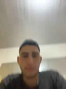 Snapshot of Gduende7 chatting on 01-14-26, 02:15 Gduende7 online show from 01-14-26, 02:15