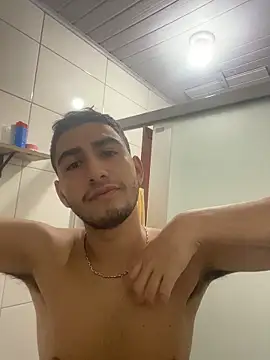 Snapshot of Gduende7 chatting on 02-02-26, 12:53 Gduende7 online show from 02-02-26, 12:53