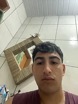 Snapshot of Gduende7 chatting on 12-02-25, 05:42 Gduende7 online show from 12-02-25, 05:42