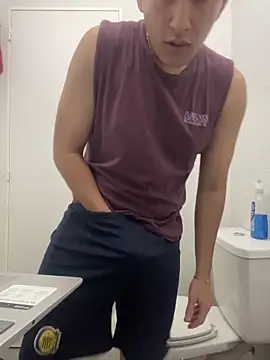 Snapshot of Gduende7 chatting on 11-15-25, 04:22 Gduende7 online show from 11-15-25, 04:22