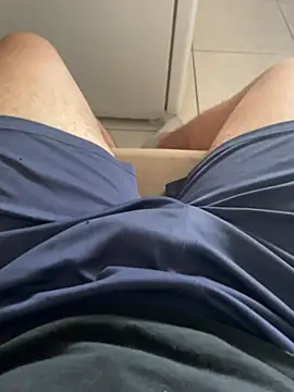 Snapshot of Gduende7 chatting on 11-27-25, 02:50 Gduende7 online show from 11-27-25, 02:50