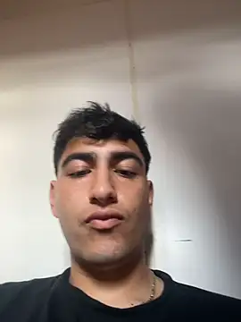 Snapshot of Gduende7 chatting on 11-28-25, 08:42 Gduende7 online show from 11-28-25, 08:42