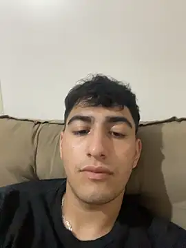 Snapshot of Gduende7 chatting on 11-26-25, 02:44 Gduende7 online show from 11-26-25, 02:44