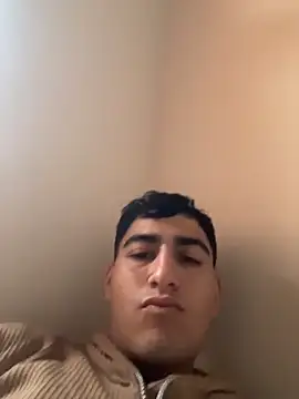 Snapshot of Gduende7 chatting on 11-23-25, 08:52 Gduende7 online show from 11-23-25, 08:52