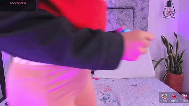 Amatista desire online show from 12-18-25, 12:31